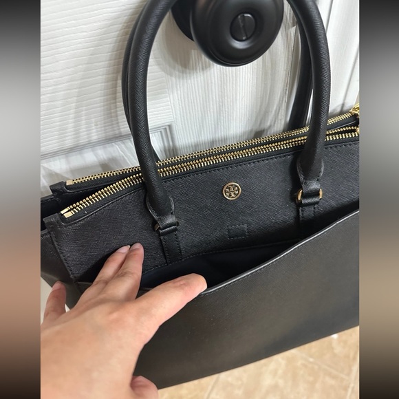 Tory Burch Large Double Zip Robinson - Picture 3 of 6